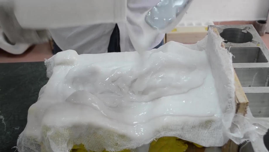 模具硅膠刷模如何使用，有什么需要注意的 ？