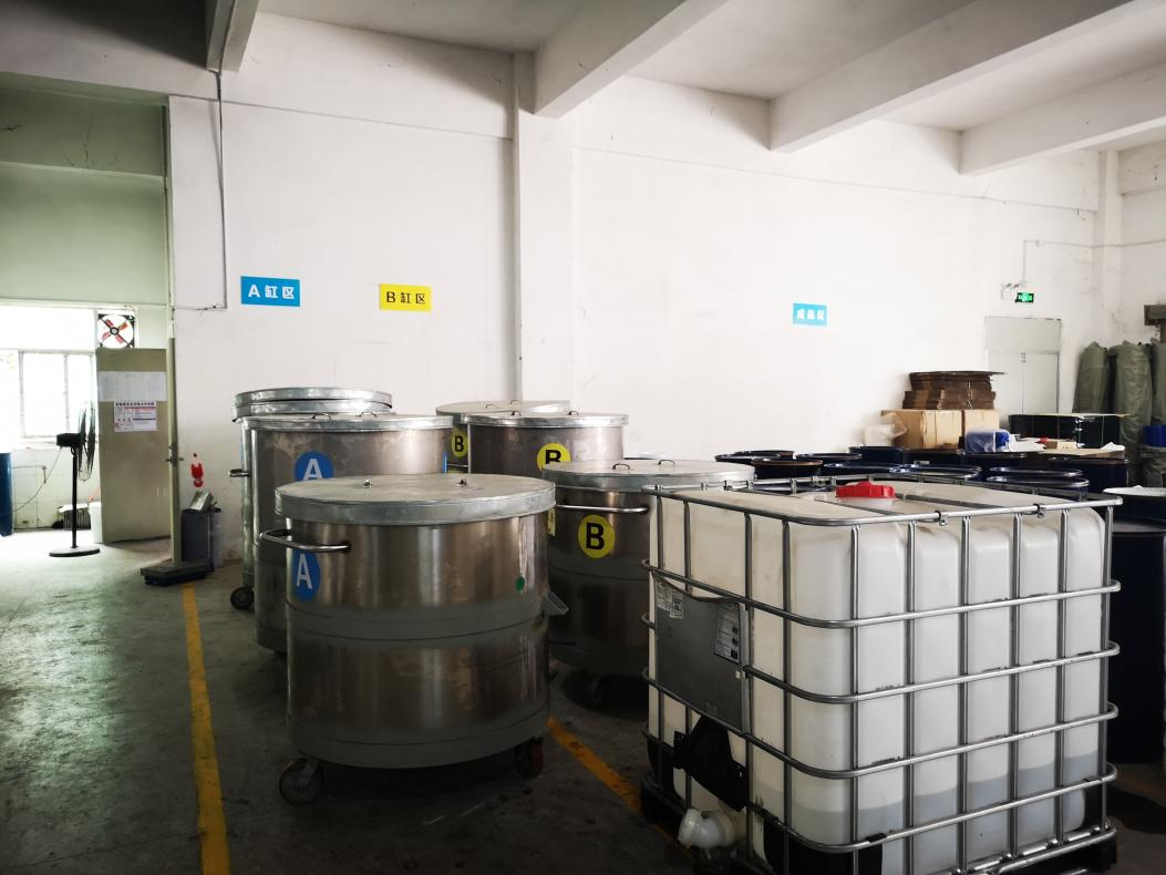 模具硅膠原料和制品儲存需留意的事項有哪些 ？