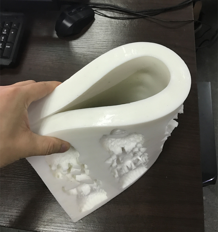 什么原因?qū)е履＞吖枘z產(chǎn)品變形你知道嗎 ？